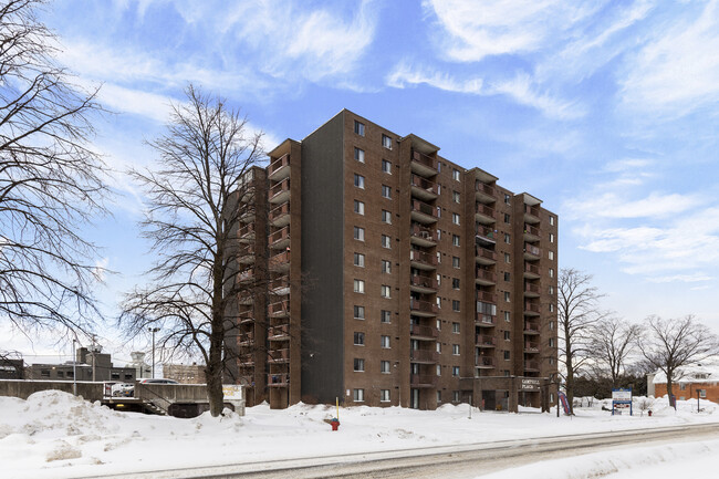 Building Photo - Campbell Place Apartments