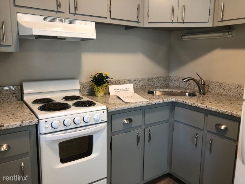 1229 Main St, Holden, MA 01520 Room for Rent in Holden, MA