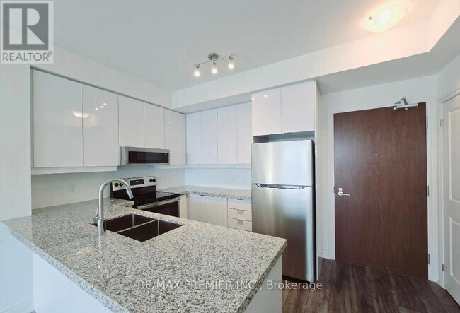 Photo du bâtiment - 1050 Main St E