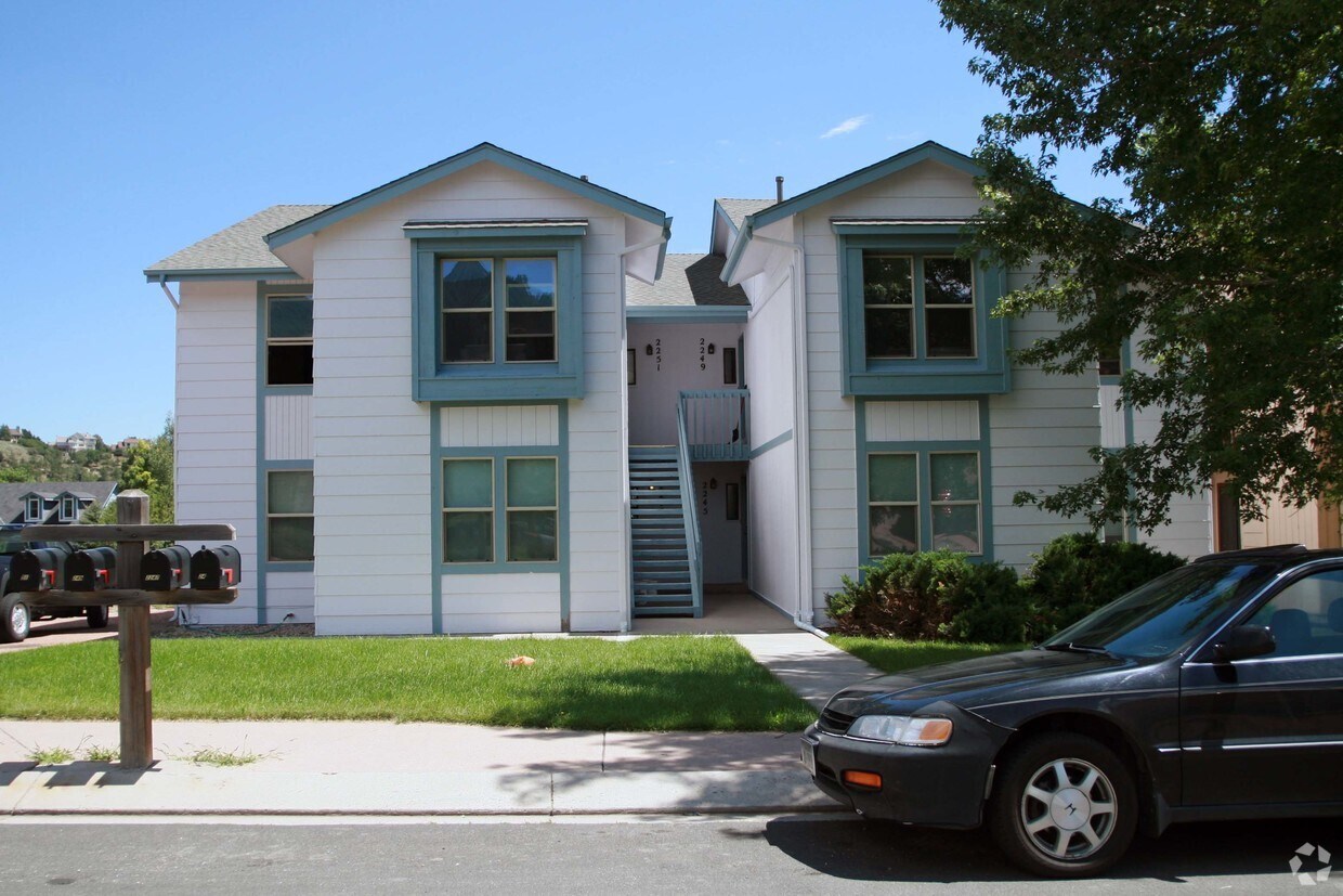 22452251 Split Rock Dr, Colorado Springs, CO 80919 Apartments in