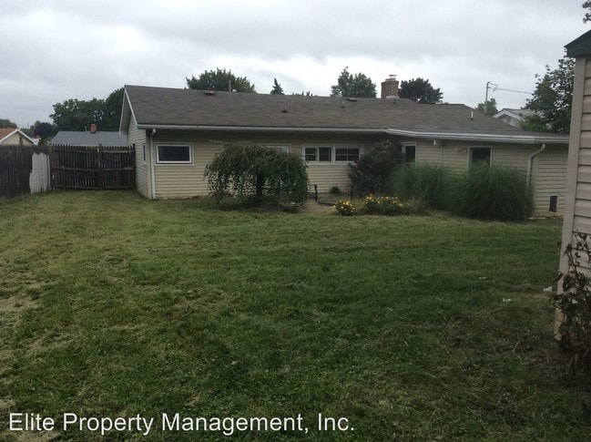 Building Photo - 3 br, 1 bath House - 814 Fireside Rd.