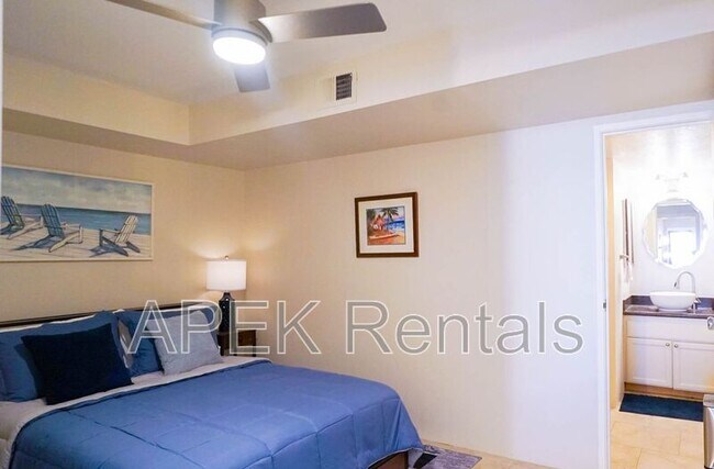 Foto del edificio - 5301 E Waverly Dr