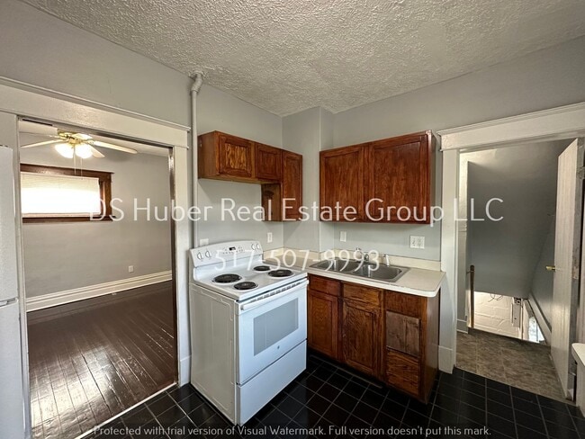 Building Photo - 507 S Hosmer St