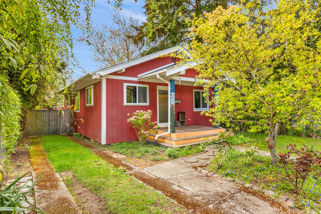 Foto del edificio - 8117 17th Ave SW