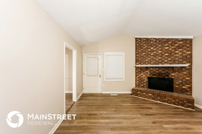 Building Photo - 1729 Tall Oak Cir
