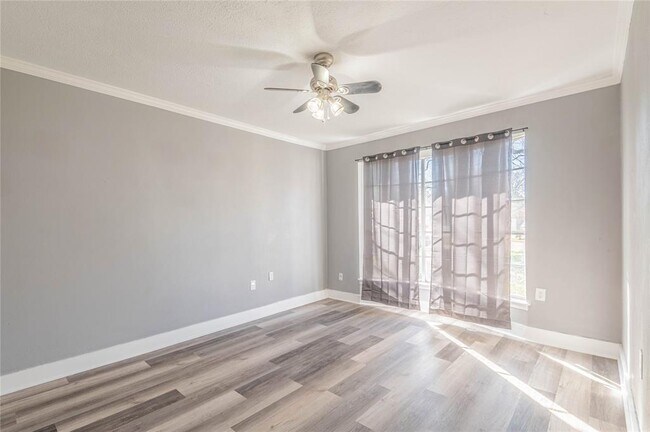 Building Photo - 11517 Ainsworth Dr