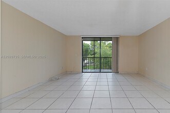 Building Photo - 8760 SW 133rd Ave