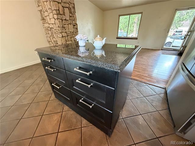 Foto del edificio - 3815 S Pitkin Cir