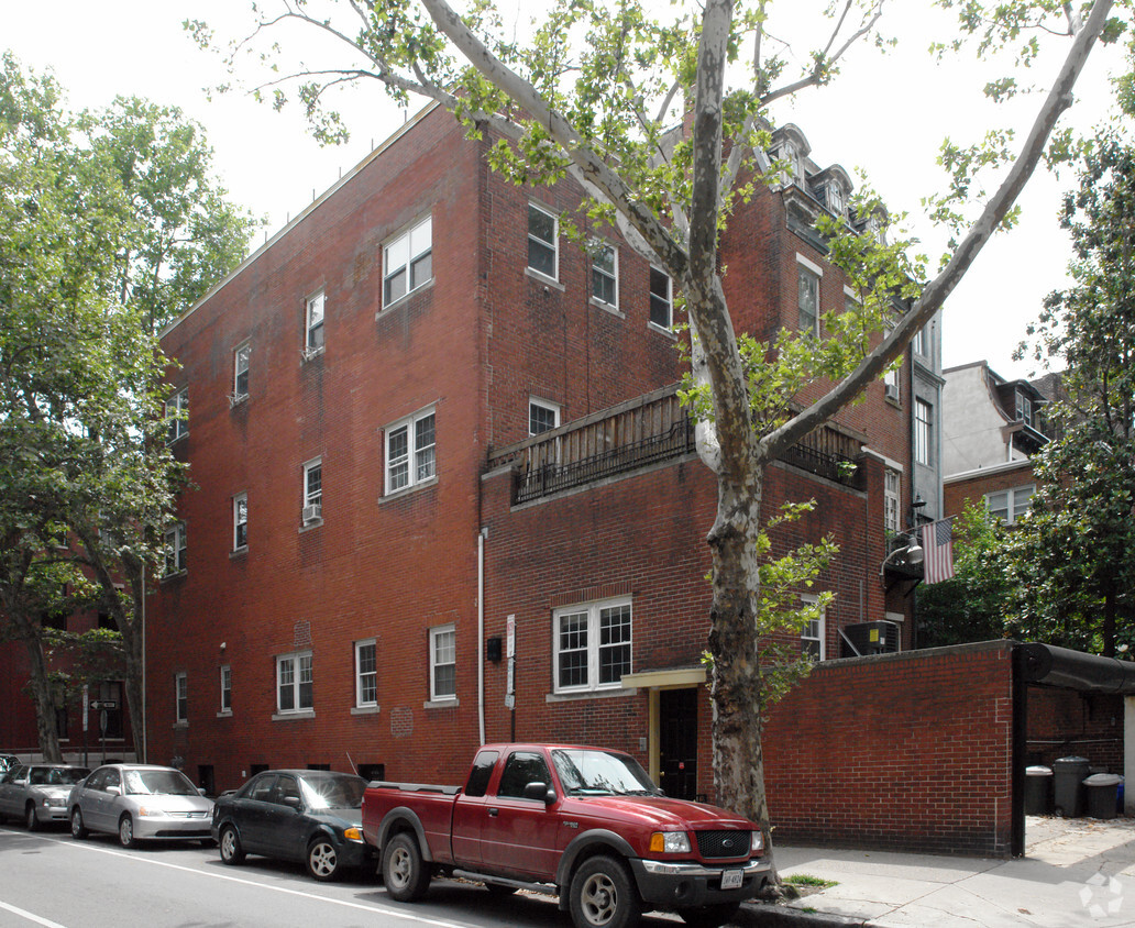 Building Photo - 2001 Delancey Pl