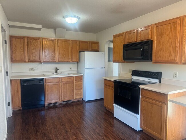 Building Photo - 8th Ave- 125/129 - KN