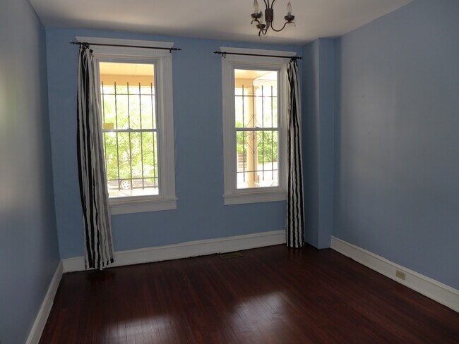 Foto del edificio - 341 E 28th St