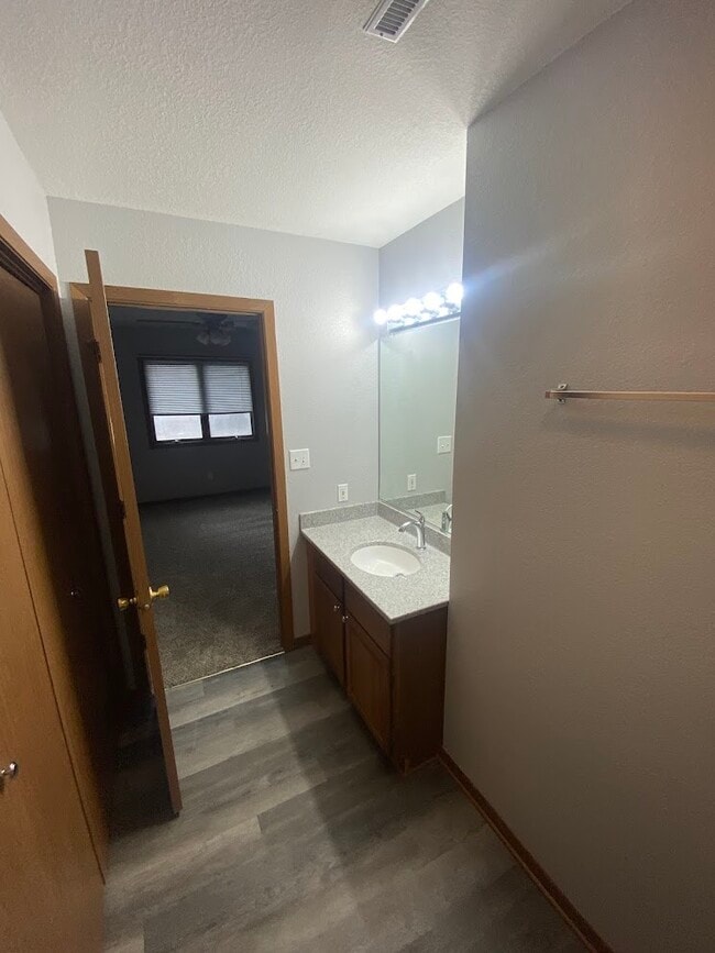 Building Photo - 4608 Toronto St