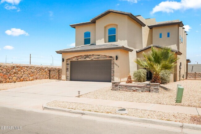 Foto del edificio - 10013 Hueco Jct Rd