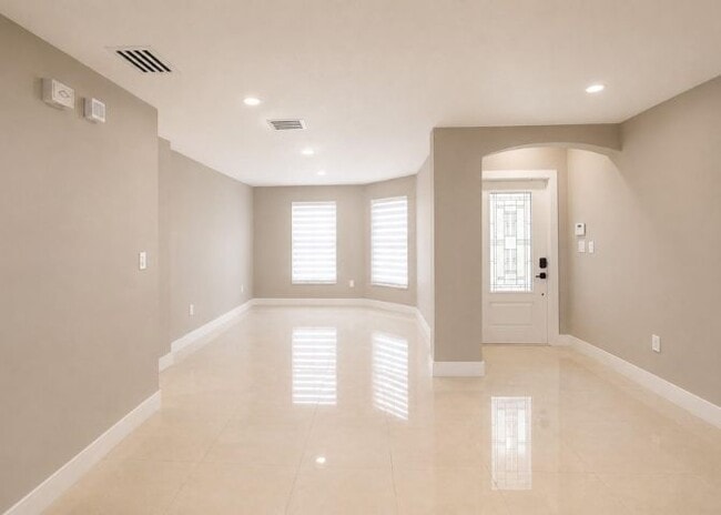 Foto del edificio - 16354 SW 48th Ter