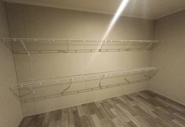 Foto del edificio - 500 Elmwood Ln