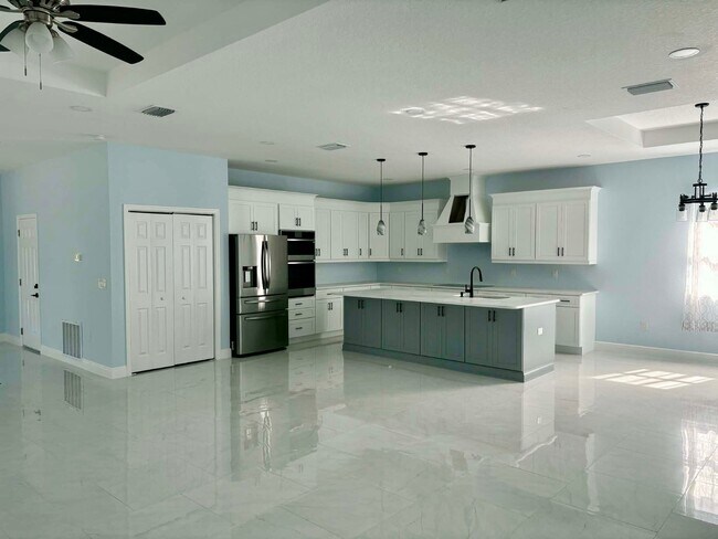 Foto del edificio - 3620 43rd Ave N