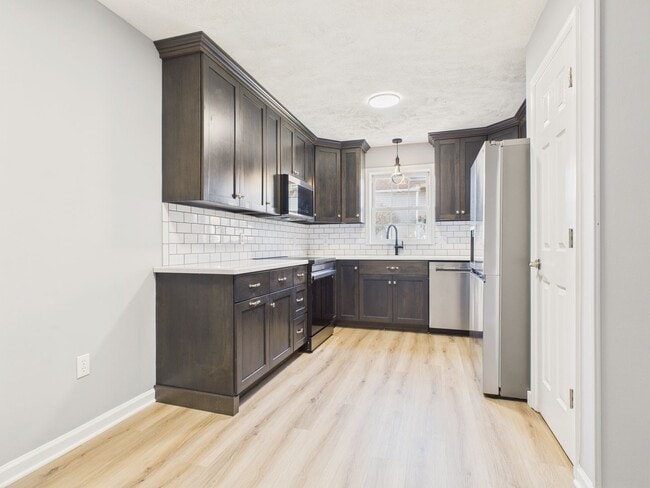 Foto del edificio - Beautiful Spacious Single Family in Blue Meadow Farms