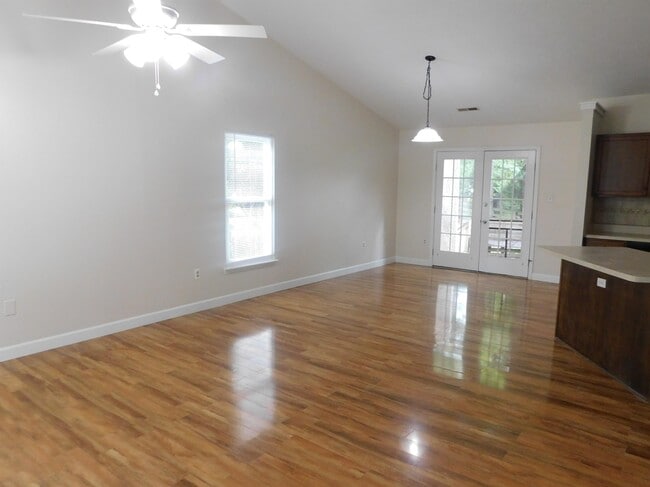 Building Photo - 4902 Longford Dr