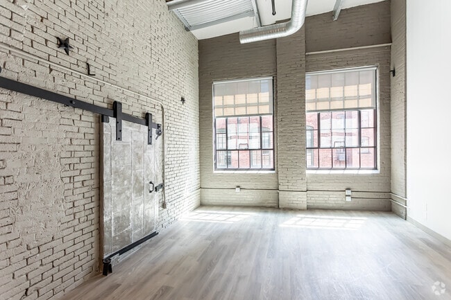 Interior Photo - The Hartford Carriage House