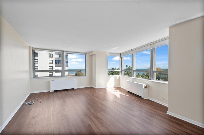 Foto del edificio - 5701 N Sheridan Rd