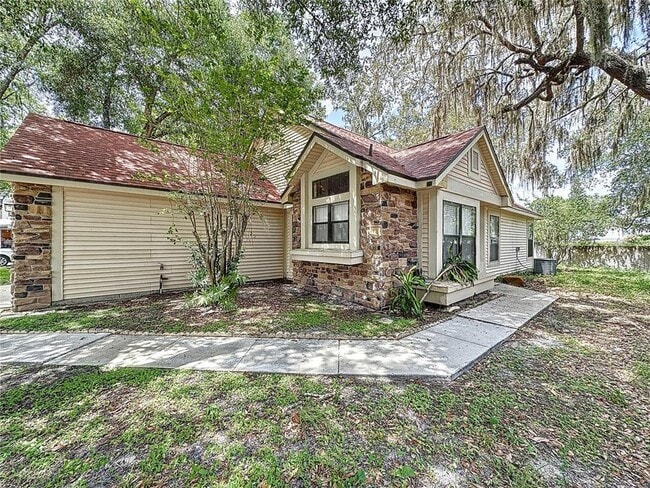 Building Photo - 5392 Rocking Horse Pl