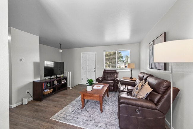 Foto del edificio - 3642 W 90th Pl