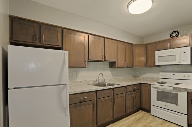 Kitchen 2 - Penn-Weldy