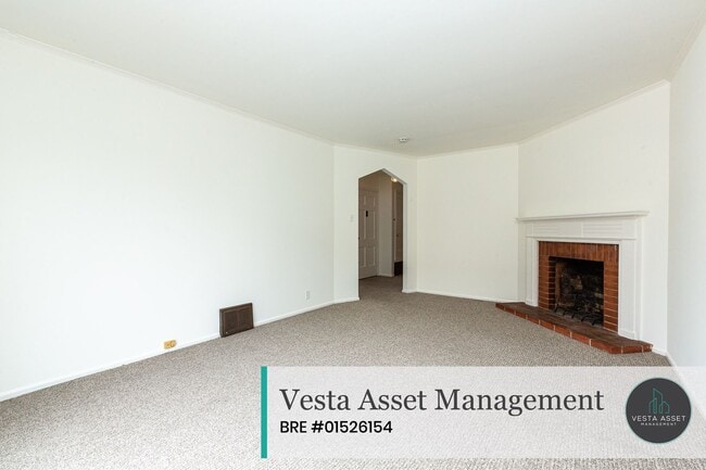 Building Photo - 512-514 Taraval Street