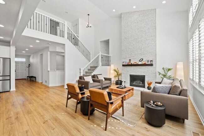 Foto del edificio - 8190 Smiths Cir