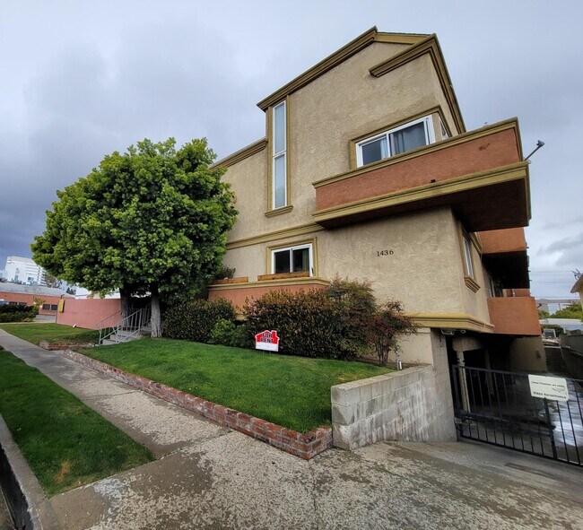 Building Photo - 1436 S Centinela Ave