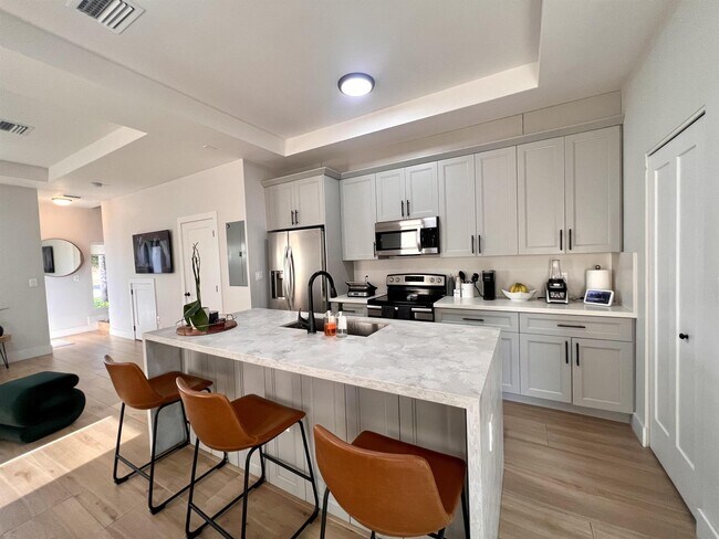 Foto del edificio - 8753 SW 34th St