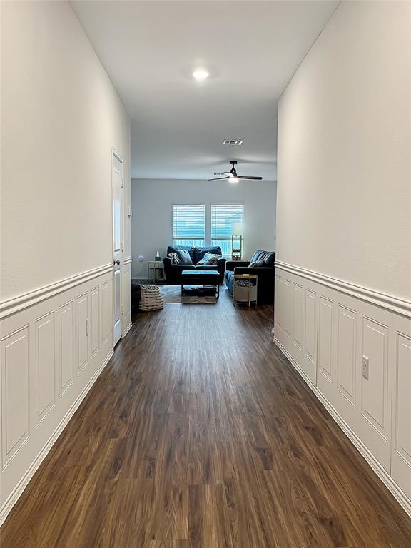 Foto del edificio - 14221 Lyndora Ln