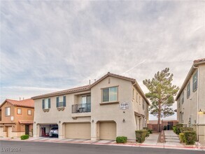 Building Photo - 9109 Ripple Ridge Ave