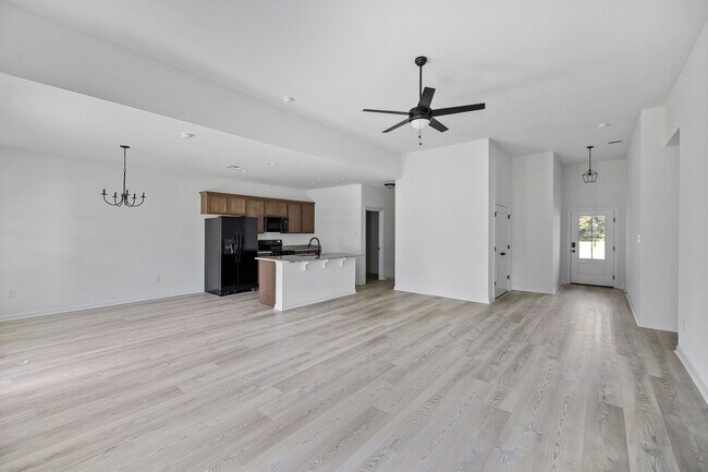 Foto del edificio - 24109 S Bunker Hill Rd