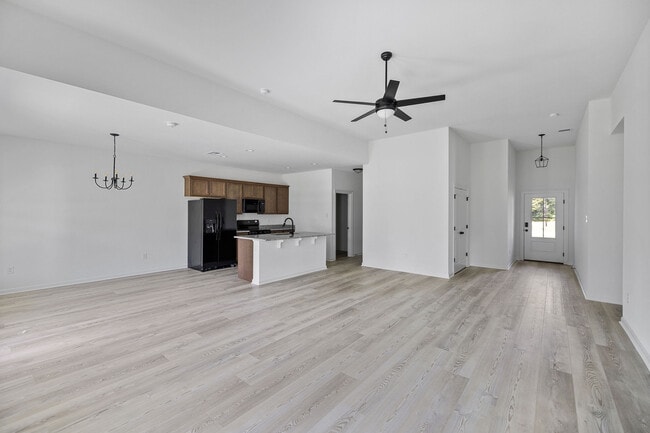 Foto del edificio - 39216 Lee's Landing Rd