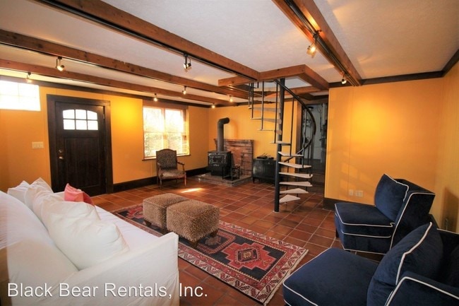 Building Photo - 2 br, 2 bath House - 192 Cherokee Road