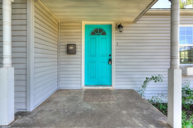 Building Photo - Available Now!