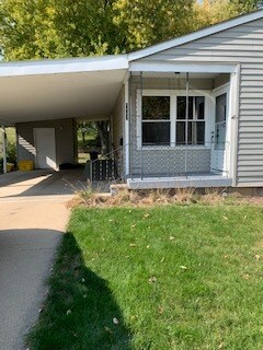 Building Photo - 1717 Key Way