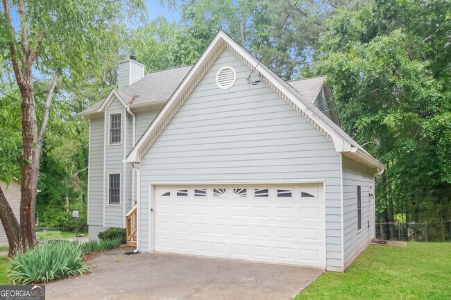 Foto del edificio - 2452 Clintwood Dr