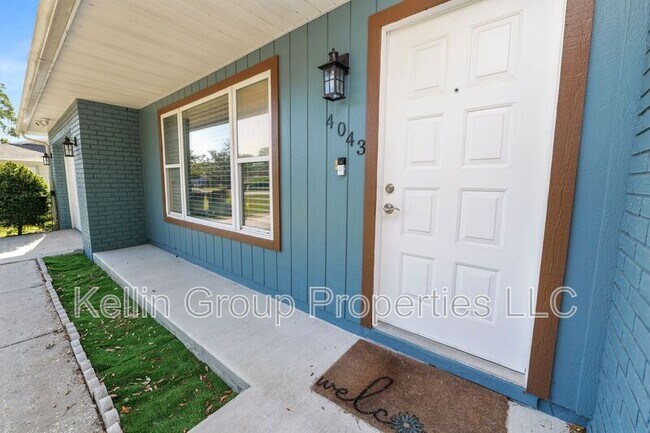 Building Photo - 4043 Jenny Dr
