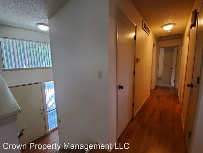 Foto del edificio - 5 br, 2.5 bath House - 1613 Sage Court