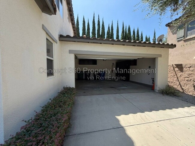Building Photo - 15554 Cypria Cir