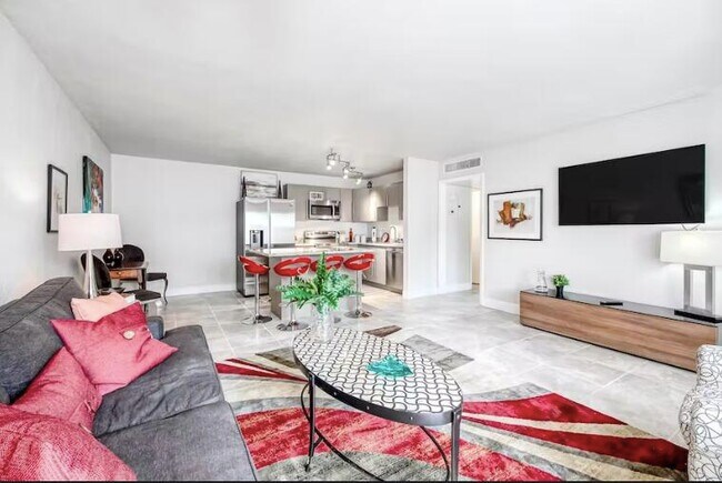 Foto del edificio - 3725 S Olive Ave