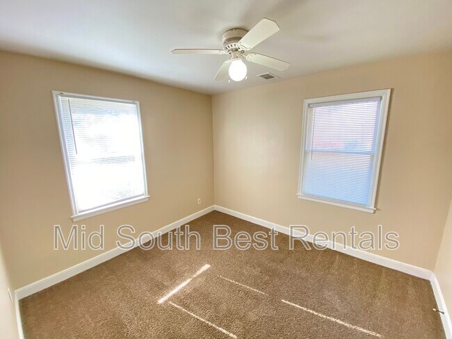 Foto del edificio - 4303 Leatherwood Ave