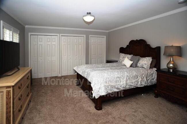 Foto del edificio - 3300 Steven Ct