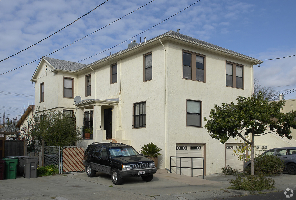 Primary Photo - 1266 61st St