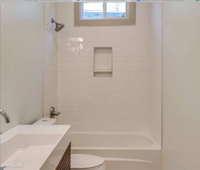 Building Photo - 3 br, 2 bath House - 604 Mcferrin Ave