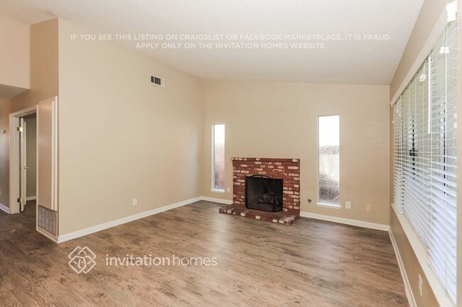 Building Photo - 12771 Tehama Cir