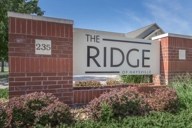 PONTE EN CONTACTO CON NOSOTROS AL 316-746-7752 - The Ridge of Haysville