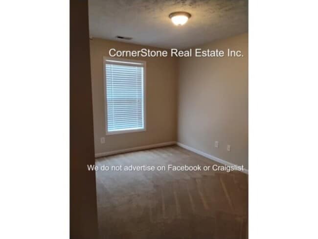 Building Photo - 153 Wading Creek Ln